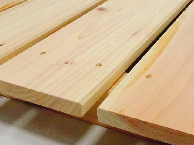 0131404 桧　多目的スノコ６００　（6枚打）