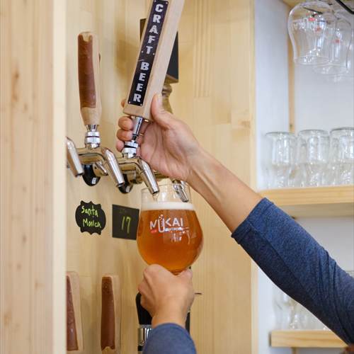 0213101 奇跡の清流 仁淀川 天然水仕込みのクラフトビール （３種各２本セット）