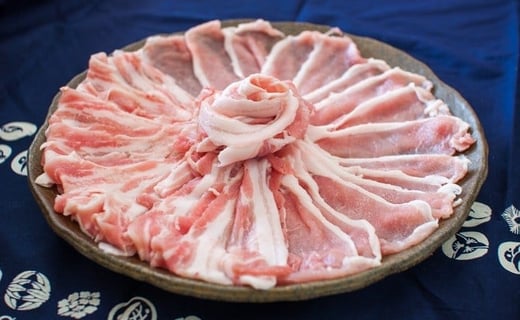 柔らかい肉質と甘みが人気！しまんと米豚のしゃぶしゃぶセット 計800ｇ Qjs-01