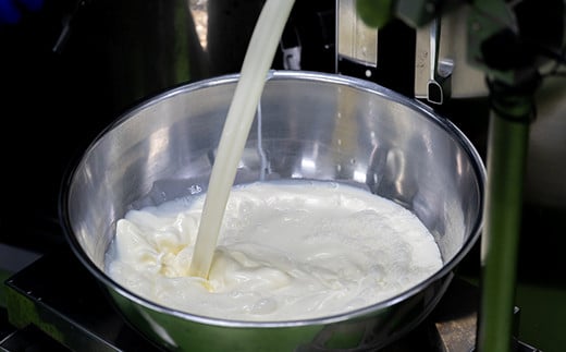 搾りたて生乳仕込みの濃厚ミルクアイス　フレッシュみるく6個セット Qak-A32