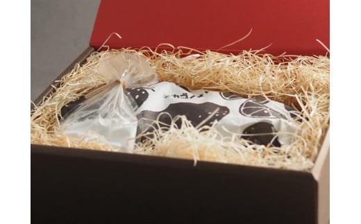 【年３回】四万十の季節の素材をぜいたくに使用した春夏冬シュトーレン（３、７、１２月お届け）冬 クリスマス プレゼント スイーツ お菓子 ケーキ パン 　カゴノオト／Sikg-Z08