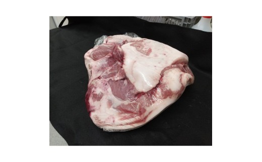 【期間限定】四万十麦豚 ウデ肉原木 約6.5kg／Ahc-27