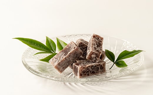 é£ã¹ãããäžå£ãµã€ãºïŒãã¡ããŒçŸçŸ¹ã®è©°ãåãããïŒIyy-B03