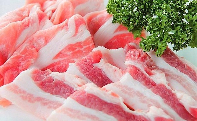 柔らかい肉質と甘みが人気！しまんと米豚のしゃぶしゃぶセット 計800g（400g×2)　 豚肉 豚 豚しゃぶ お取り寄せ 人気 ギフト お歳暮 お年賀  豚バラ 豚ロース 薄切り 冷蔵／Qjs-01