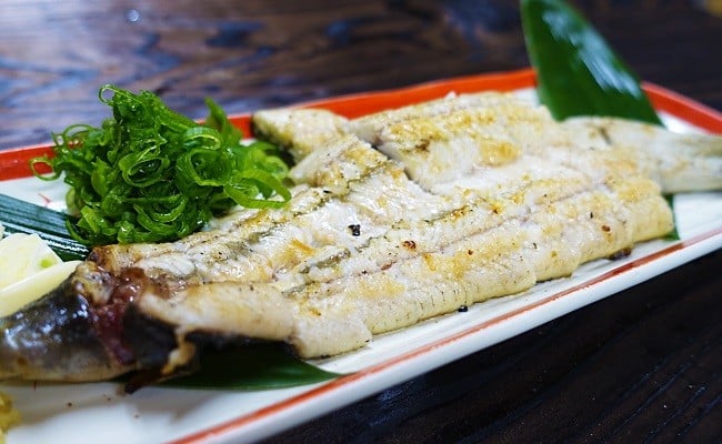 四万十地焼き鰻２尾 蒲焼＆白焼セット Esg-20