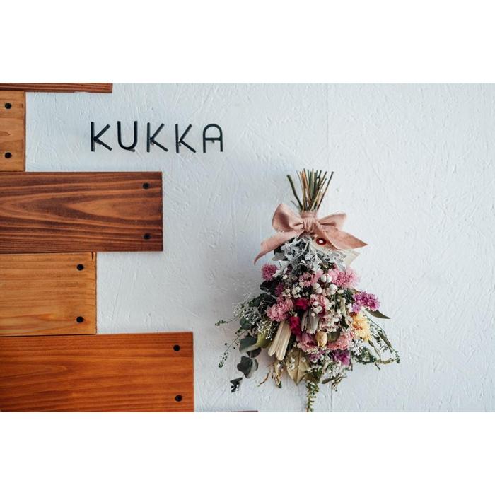 福岡市で製作したドライフラワースワッグ（ピンクブーケS）