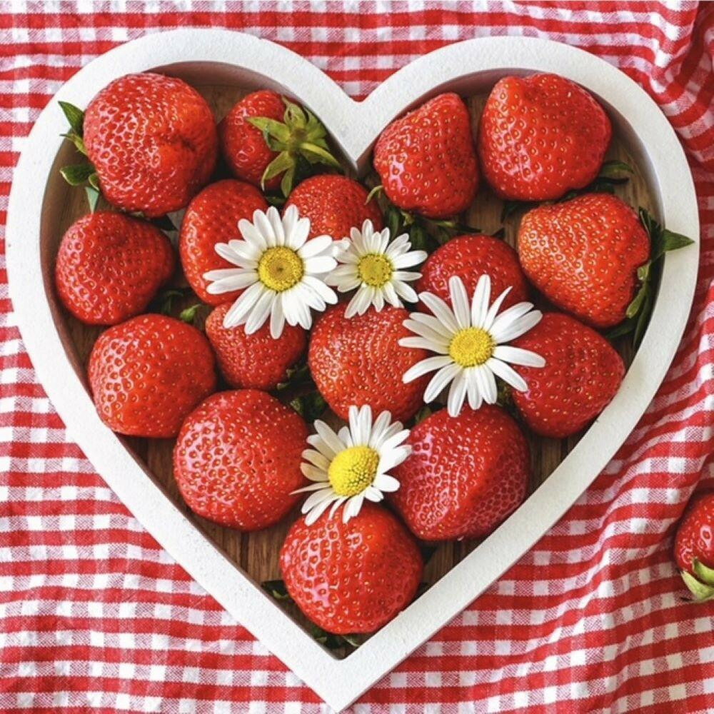 福岡県産完熟あまおういちご（約270g×4パック）