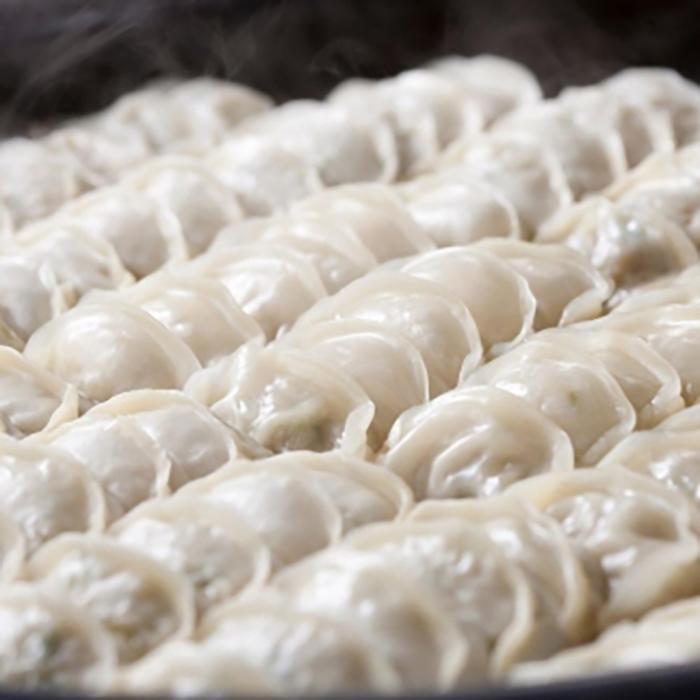 餃子 博多 一口餃子 64個入 (16個×4パック) セット 餃子のテムジン 手作り ぎょうざ ギョウザ 小分け 惣菜 冷凍餃子 生餃子 焼き餃子 お取り寄せグルメ 冷凍 おかず おつまみ つまみ お酒のつまみ 福岡県 福岡市 福岡