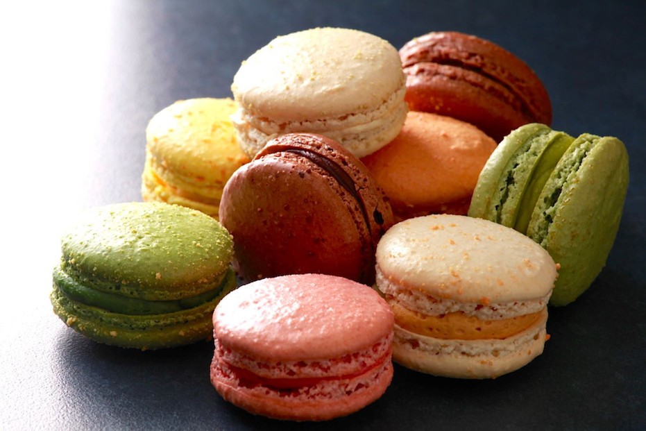 【グルテンフリー】マカロン詰め合わせ15個入り/10種類 カラフルで可愛らしいこだわりのマカロン＜福岡市＞