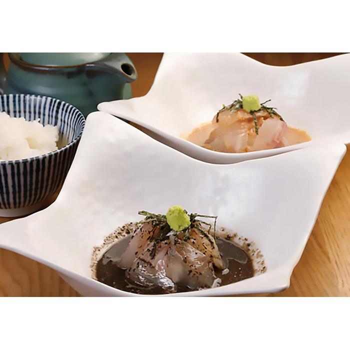 博多天然鯛茶漬け 白ごま・黒ゴマ 各2パックと博多もつ鍋 （味噌味) セット (3～4人前)