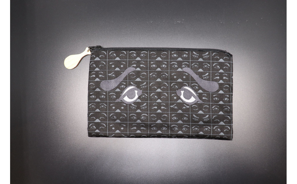 博多織にわかポーチ（黒）Ｗ約21cm×Ｈ約13cm