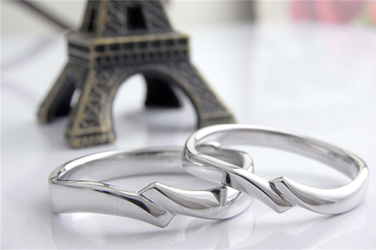 【N94-001】結婚指輪 ペアリング ロビン