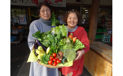 ＜道の駅たちばなオリジナル＞季節の野菜・果物セット