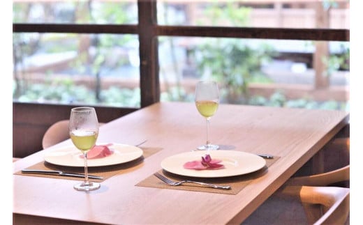 NIPPONIA HOTEL å
«å¥³çŠå³¶ åå®¶çº ã¬ã¹ãã©ã³ãã«ã¢ã³ããã£ããŒãã¢ãã±ãããã¬ã¿ãŒããã¯ã ãã£ã㌠ãã¬ã³ã çŠå²¡ å
«å¥³ æç