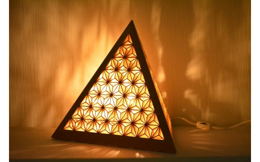 縲仙女豕ィ逕溽肇縲大ォ螂ウ縺ョ蟒コ蜈キ蟶ォ縺御ス懊k邨蟄舌ョ辣ァ譏弱碁コサ縺ョ闡峨