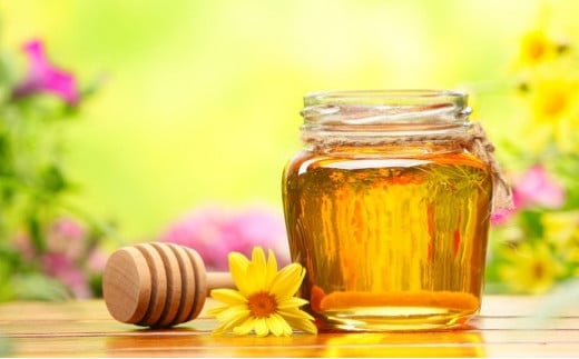 â
幎å
é
éâ
ãã®è åœç£ çŸè±èè 1kgïŒãšããã容åš500gÃ2æ¬ïŒé€èäžç60å¹Žèªæ
¢ã®äžå ã¯ã¡ã¿ã€ èè ãããã 幎å
é
é 幎å
ãå±ã 2025幎 å¹Žæ« å¹Žå
çºé çŠå²¡ç å
«å¥³åž