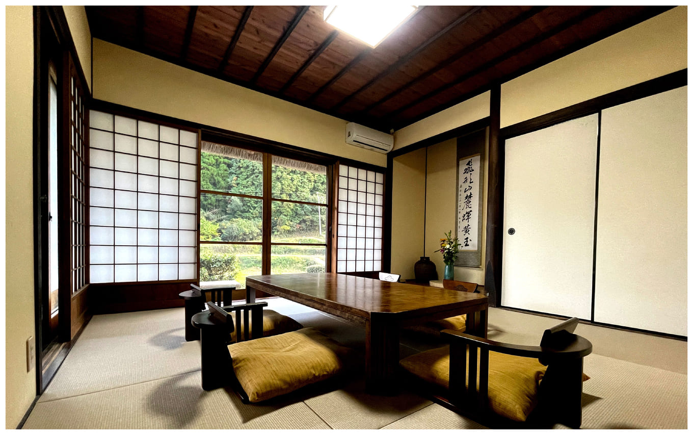 【1日1組一棟貸切】男ノ子焼の里 男ノ子御膳夕食付ペア宿泊券 【レターパック】 キャンプ 宿泊 ゲストハウス 1棟貸し ペア 宿泊券 夕飯付き 夕食付き 2名様 お米付き 1日1組 限定 旅行 自然 アウトドア 福岡県 八女市