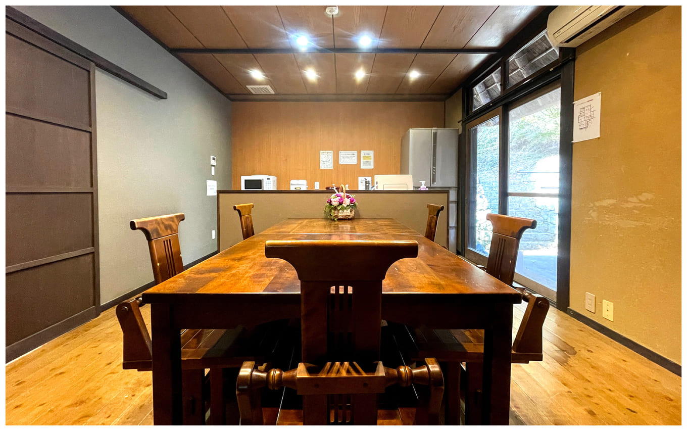 【1日1組一棟貸切】男ノ子焼の里 男ノ子御膳夕食付ペア宿泊券 【レターパック】 キャンプ 宿泊 ゲストハウス 1棟貸し ペア 宿泊券 夕飯付き 夕食付き 2名様 お米付き 1日1組 限定 旅行 自然 アウトドア 福岡県 八女市