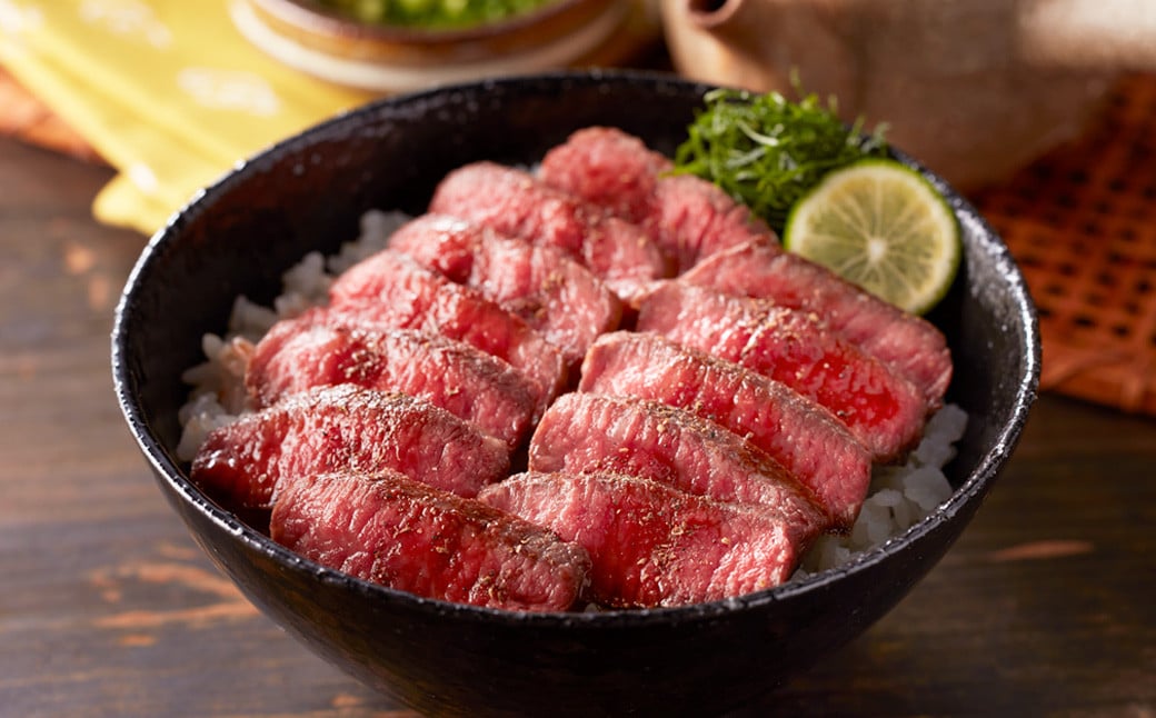 博多和牛の牛まぶし 4パック 計320g / 博多和牛 牛肉 お肉 牛まぶし ひつまぶし タレ付き 冷凍