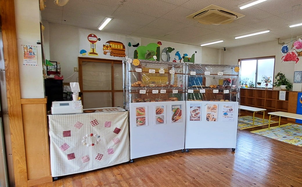 のんびりパン屋自慢の塩バターパン 20個 セット （ハード 10個、ソフト 10個） 2種類 パン ぱん 塩バターパン 塩パン 食べ比べ 冷凍 福岡県 筑後市