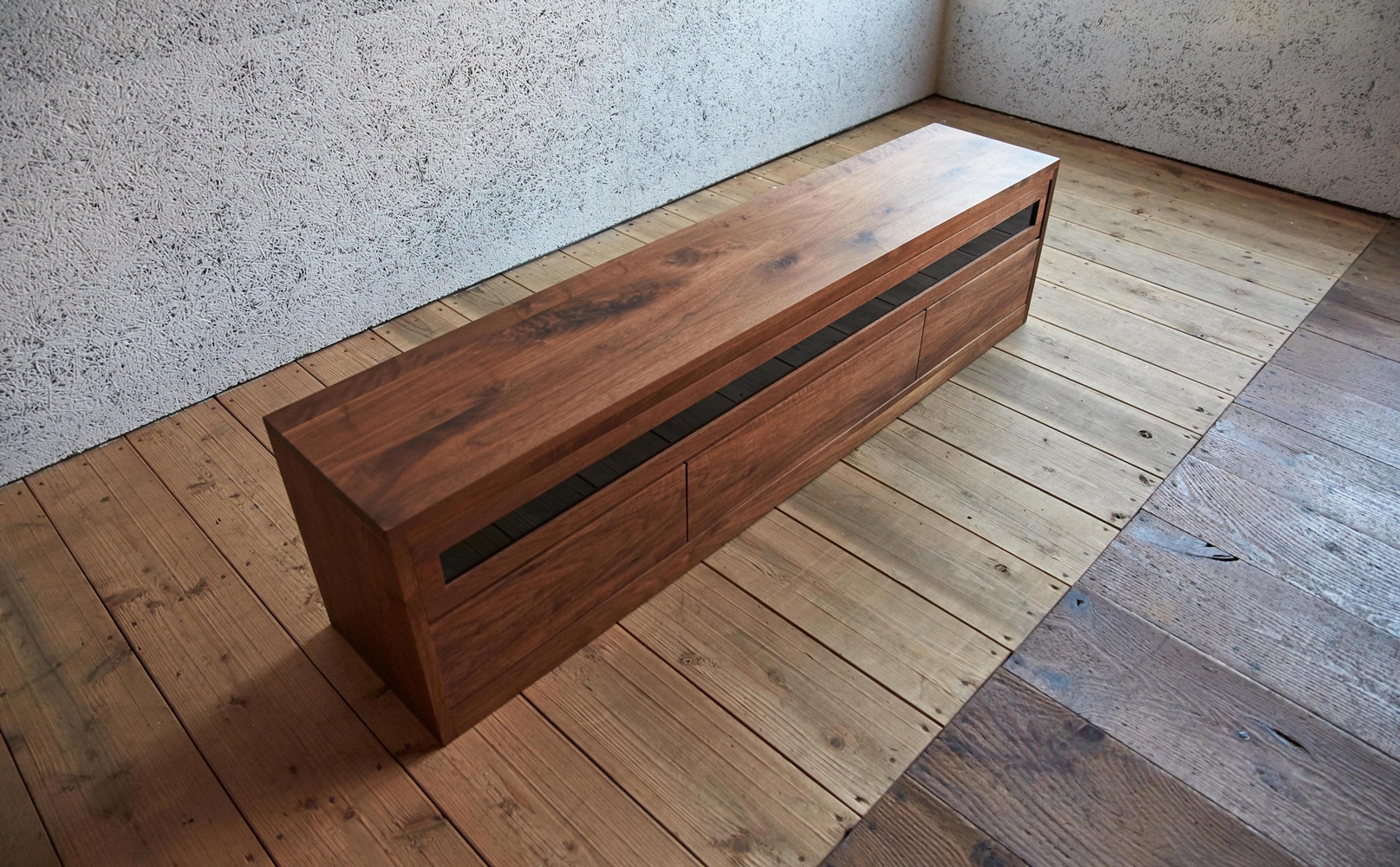 ボガート TVボード 無垢材のテレビボード ウォールナット