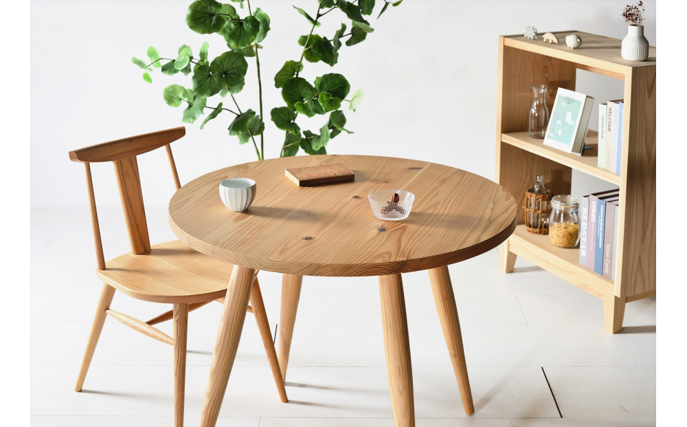 【木の香かおる国産杉の丸テーブル」】木の香ラウンドテーブル 85Φ ダイニングテーブル ウレタン塗装 九州産杉 大川家具