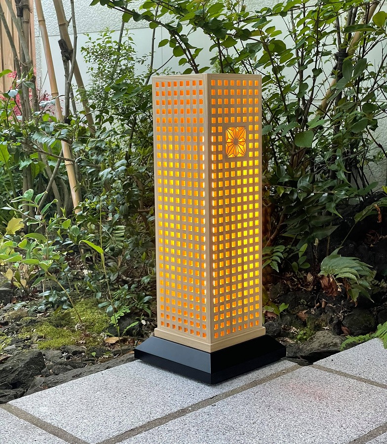 屋外用組子行灯　スリム