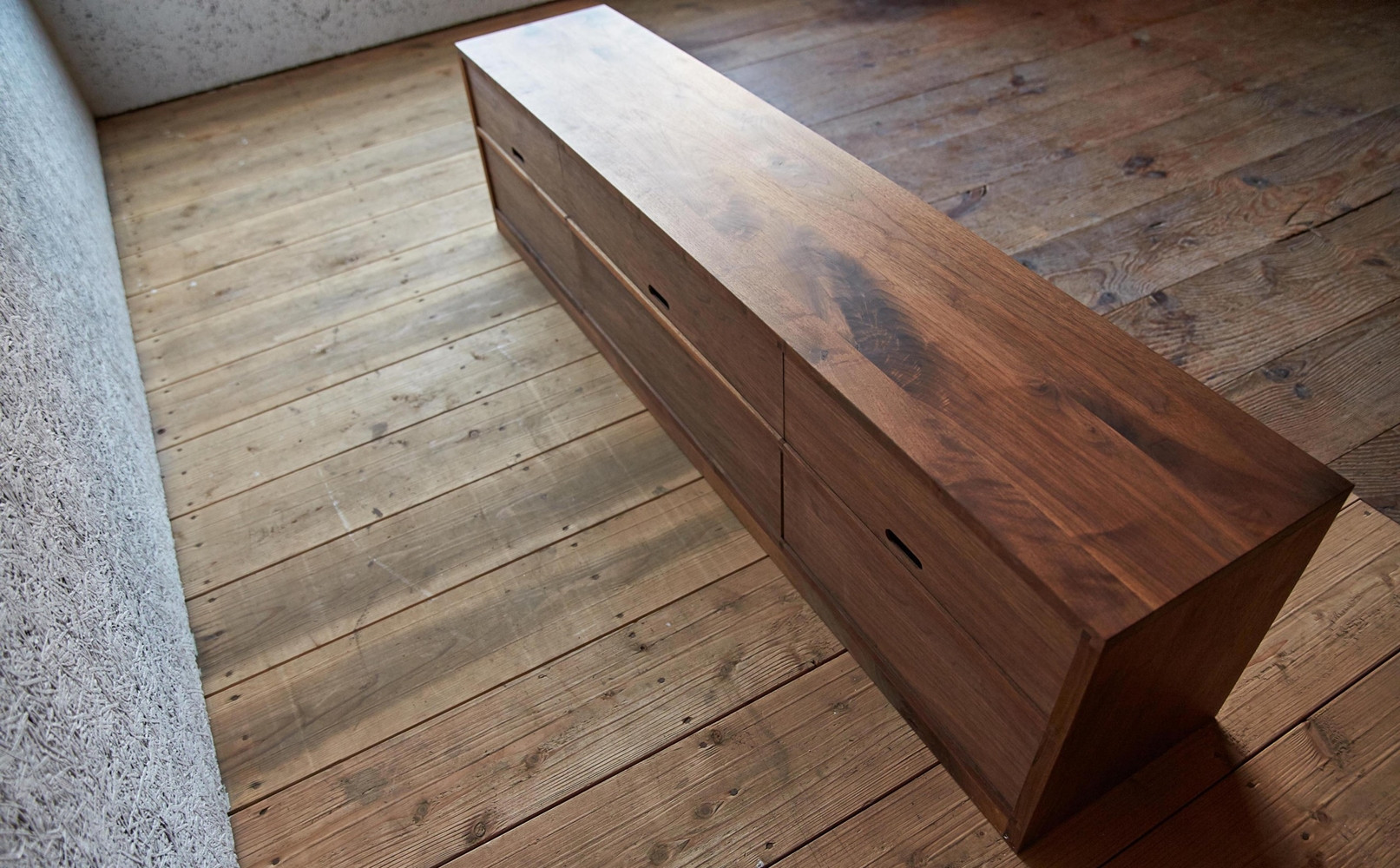 ボガート TVボード 無垢材のテレビボード ウォールナット