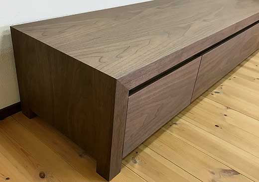 【Kariya テレビボード ウォールナット180cm】ウォールナット材 オイルフィニッシュ リモコン対応 シンプルな多機能TVボード 家具 テレビ台 テレビボード TVボード AVボード 棚 リビングボード サイドボード ローボード MUFactory