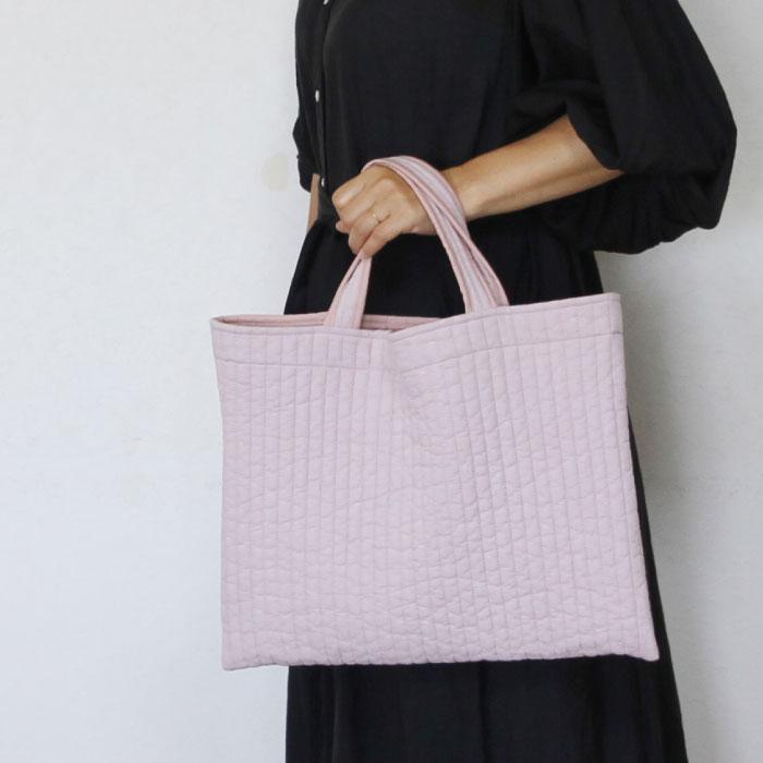 ヌビバッグ　イブル　レッスンバック　キルティング　（ラベンダーピンク）
