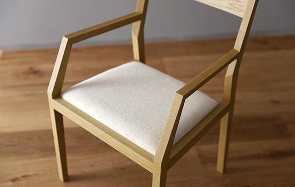 【開梱設置】高野木工 キールチェアWO 肘付き（座面：CHART3モクランイエロー）【10年保証】