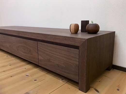 【Kariya テレビボード ウォールナット180cm】ウォールナット材 オイルフィニッシュ リモコン対応 シンプルな多機能TVボード 家具 テレビ台 テレビボード TVボード AVボード 棚 リビングボード サイドボード ローボード MUFactory