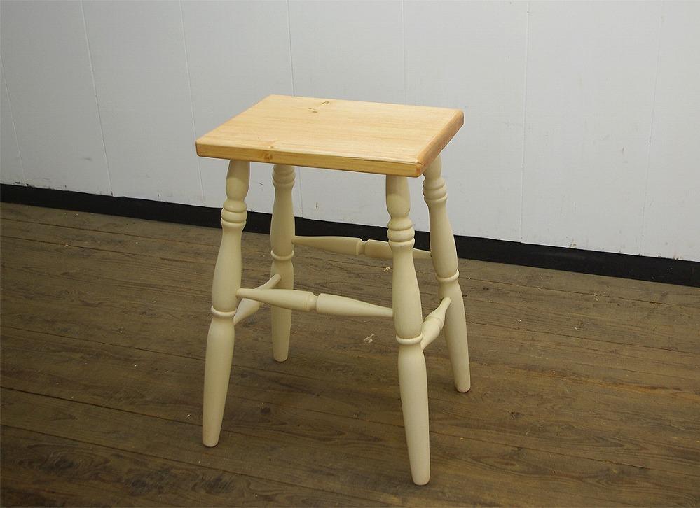 H60 角スツールアンティークホワイト＆アーミッシュ色ツートン