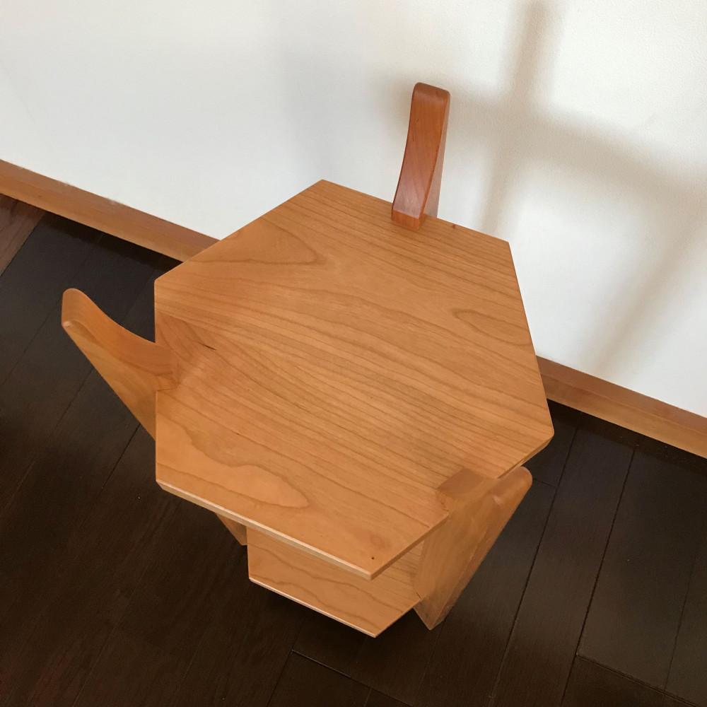 【ロクカクカダイ：正六角形の3辺を支柱が支える構造の花台(プランタースタンド)】花台 植木鉢 フラワースタンド プランタースタンド サイドテーブル ナイトテーブル チェリー nove