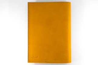 maf pinto (マフ ピント) レザーブックカバー新書サイズ（レギュラーモデル）イエロー