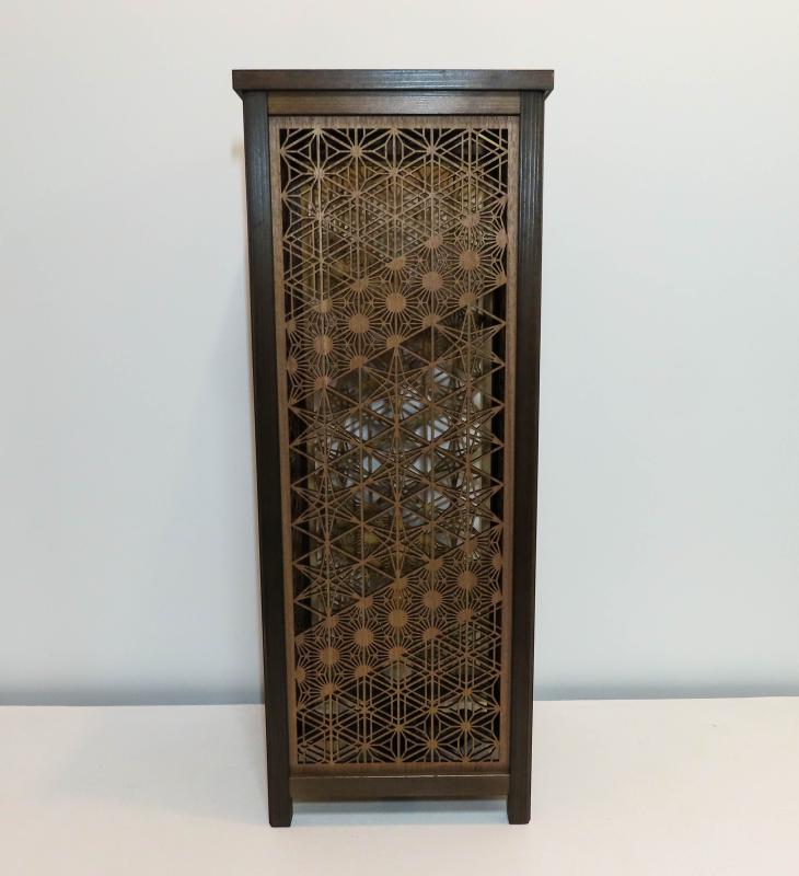 レーザー行灯「趣」Lサイズ  竜胆と八重麻の葉組子デザイン 高さ65cm LED電球付き