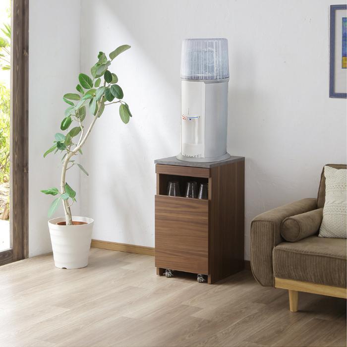 ãŠã©ãŒã¿ãŒãµãŒããŒå°ããã©ãŠã³ ãŠã©ãŒã«ãããæã