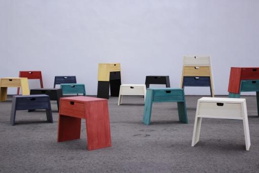 【PRIMO スタッキングスツール ヤマブキS】★腕利きの職人が仕上げたマットな高級感のある色彩と色褪せにくいセラウッド塗装 便利な収納付きで軽くて丈夫な実用性も兼ね備えたスツール