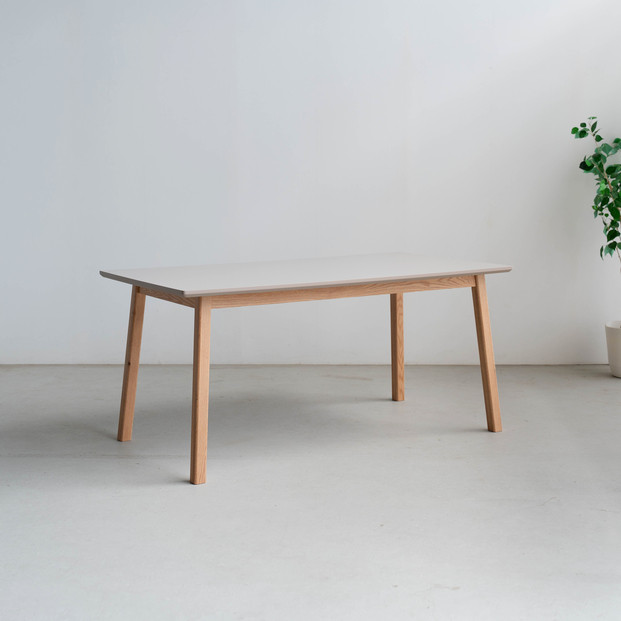 グレージュ 傷に強い ダイニングテーブル GENE 150×80 メラミン オーク無垢 辻製作所 大川市