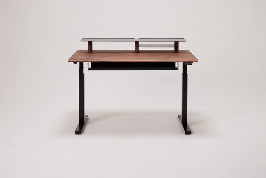 【幅120cm】【ウォールナット】【配線トレー付】【シェルフ付】 電動昇降デスク 無垢材 パソコンデスク WAAKstandingPro