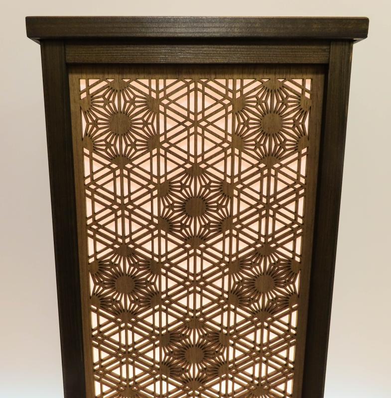 レーザー行灯「趣」Lサイズ 八重麻の葉 胡麻幹 組子デザイン 和紙貼り 高さ65cm LED電球付