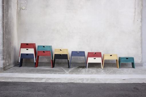 【PRIMO スタッキングスツール キハクM】★腕利きの職人が仕上げたマットな高級感のある色彩と色褪せにくいセラウッド塗装 便利な収納付きで軽くて丈夫な実用性も兼ね備えたスツール