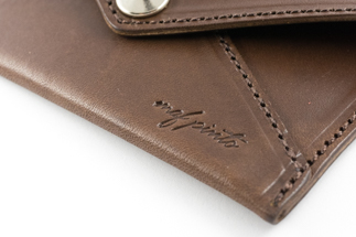 maf pinto 薄型名刺入れ レザーカードケース ダークブラウン