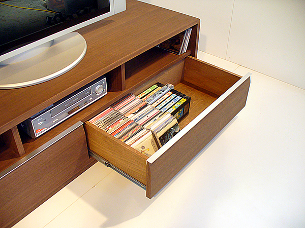 【ROUND テレビボード　ウォールナット153cm】ウォールナット材ツキ板　オイルフィニッシュ 家具 テレビ台 テレビボード TVボード AVボード 棚 リビングボード サイドボード ローボード MUFactory