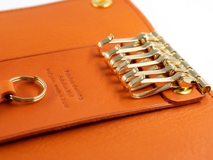 maf pinto レザーキーケース 本革 鍵入れ コンパクト マルチ カードキー オレンジシュリンク