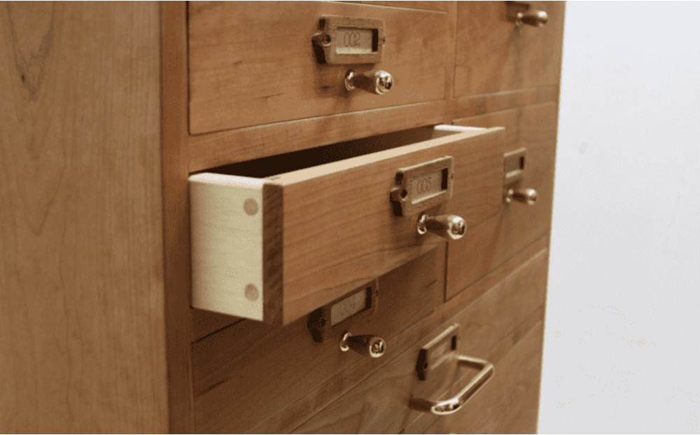 ピッキオ チェスト 無垢家具 北欧家具デザイン ブラックチェリー