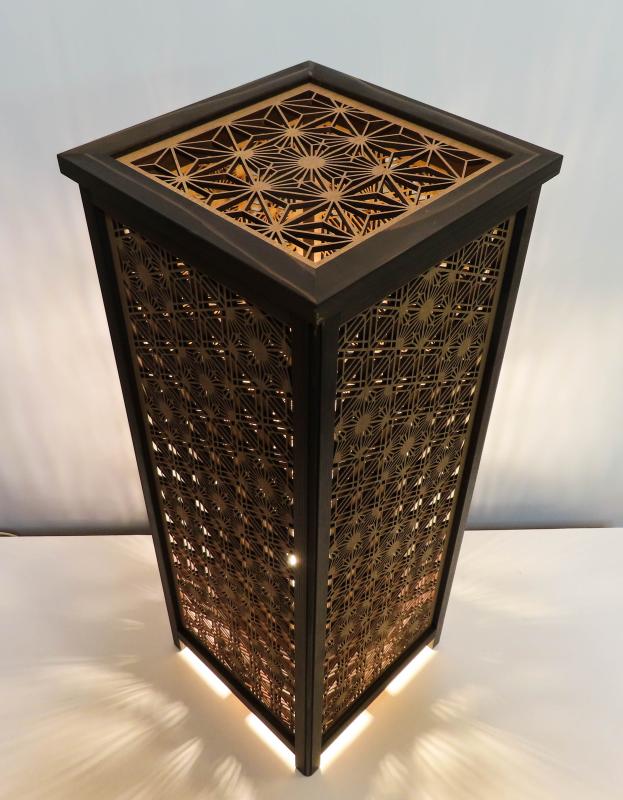 レーザー行灯「趣」Lサイズ  八重麻と胡麻幹（ゴマガラ）デザイン 高さ65cm LED電球付き