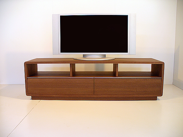 【ROUND テレビボード　ウォールナット153cm】ウォールナット材ツキ板　オイルフィニッシュ 家具 テレビ台 テレビボード TVボード AVボード 棚 リビングボード サイドボード ローボード MUFactory