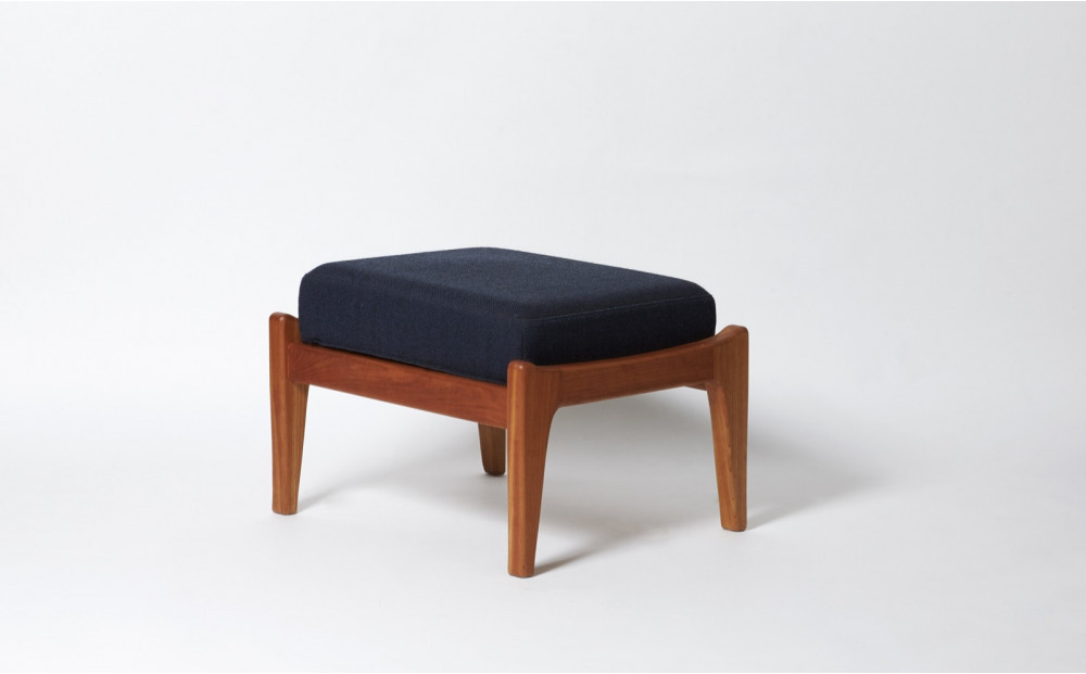バナード　オットマン　無垢材　北欧家具デザイン