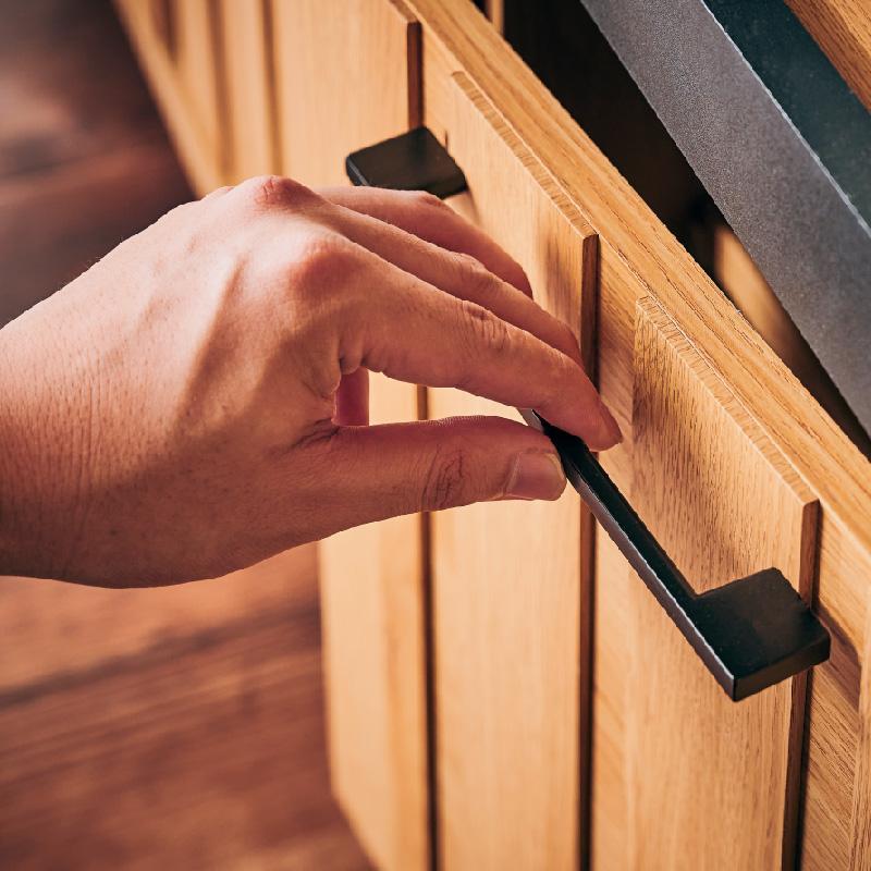 【Jyenero／ジェネロ 幅120cmダイニングボード】★大容量の収納と部屋に合わせやすいデザイン